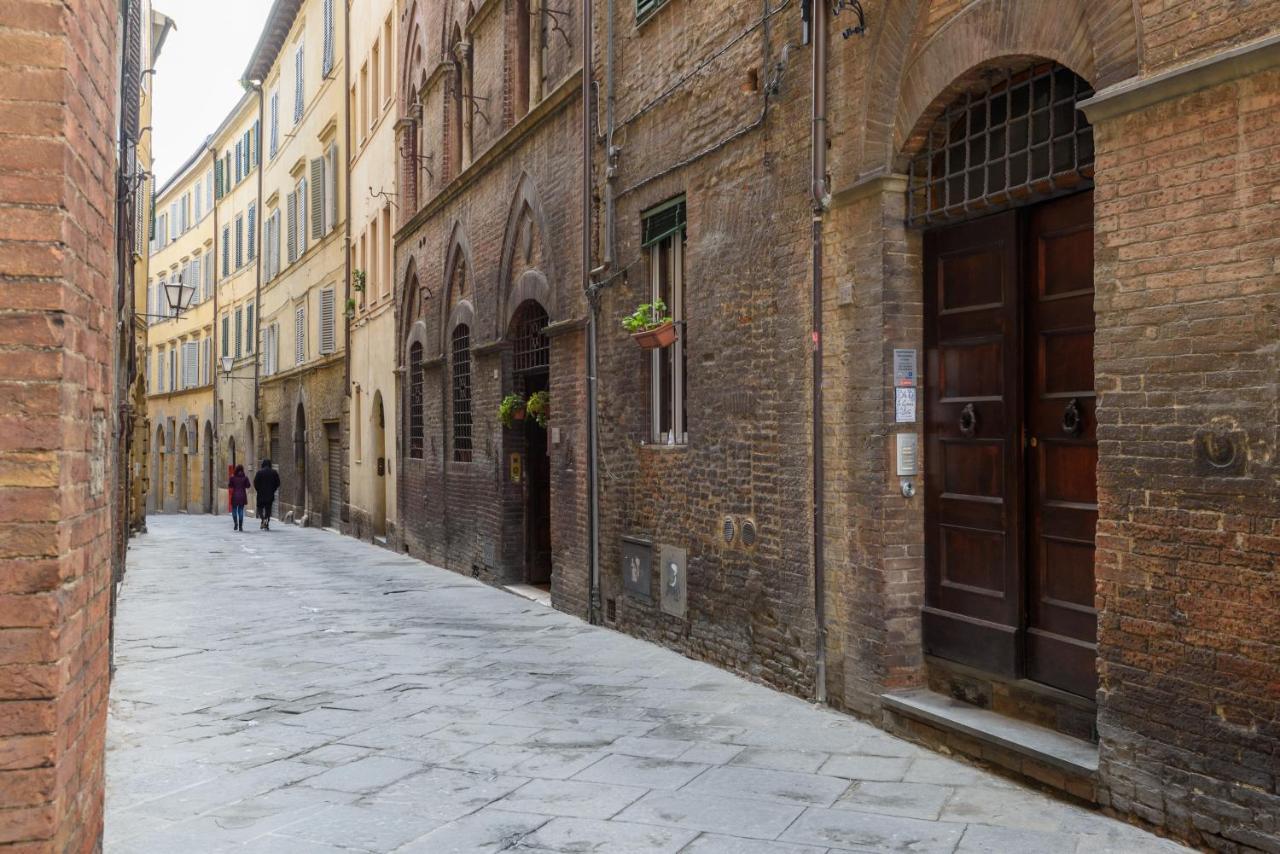 Appartamento Panoramico San Martino 12 Siena Eksteriør billede