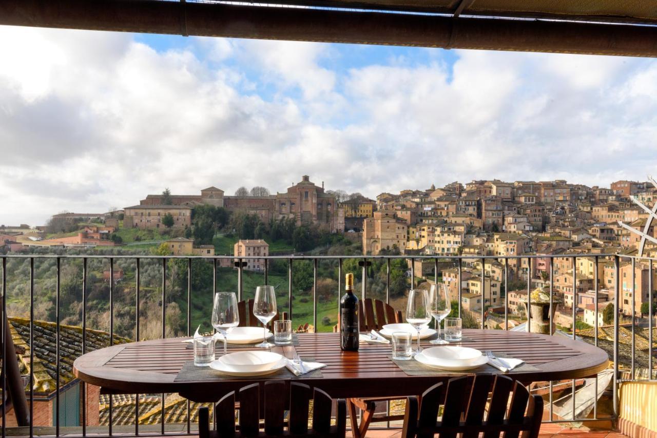Appartamento Panoramico San Martino 12 Siena Eksteriør billede
