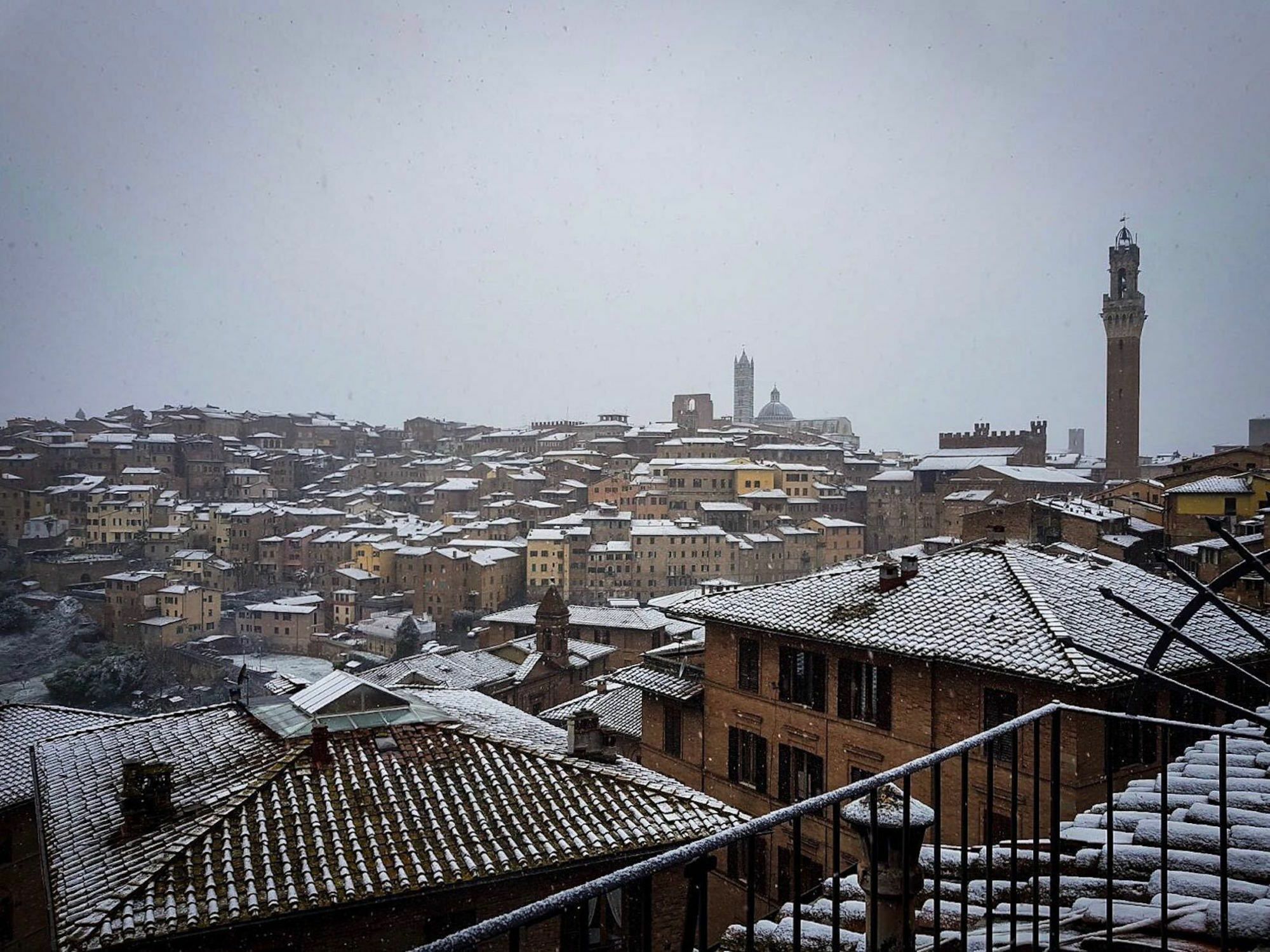 Appartamento Panoramico San Martino 12 Siena Eksteriør billede